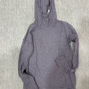 lululemon athletica women Heathered purple heather top like new condition